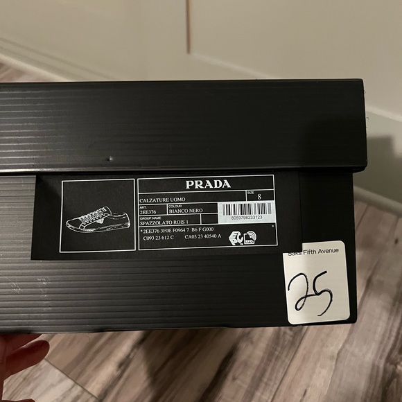 Lane Triangle Logo Low Top Leather Sneaker (Men) - Picture 2 of 7